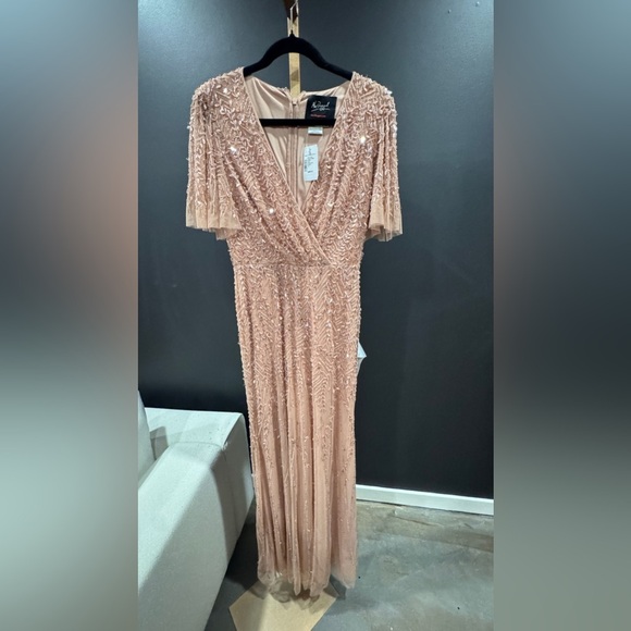 MAC DUGGAL
Pink Embellished Flutter Sleeve Gown 35109 - Picture 5 of 7